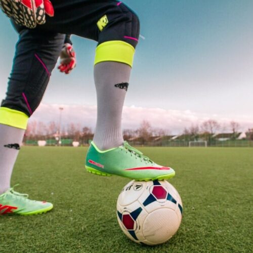 How Much Does a Footballer Earn
