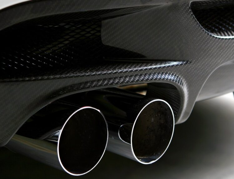 do electric cars have exhaust systems