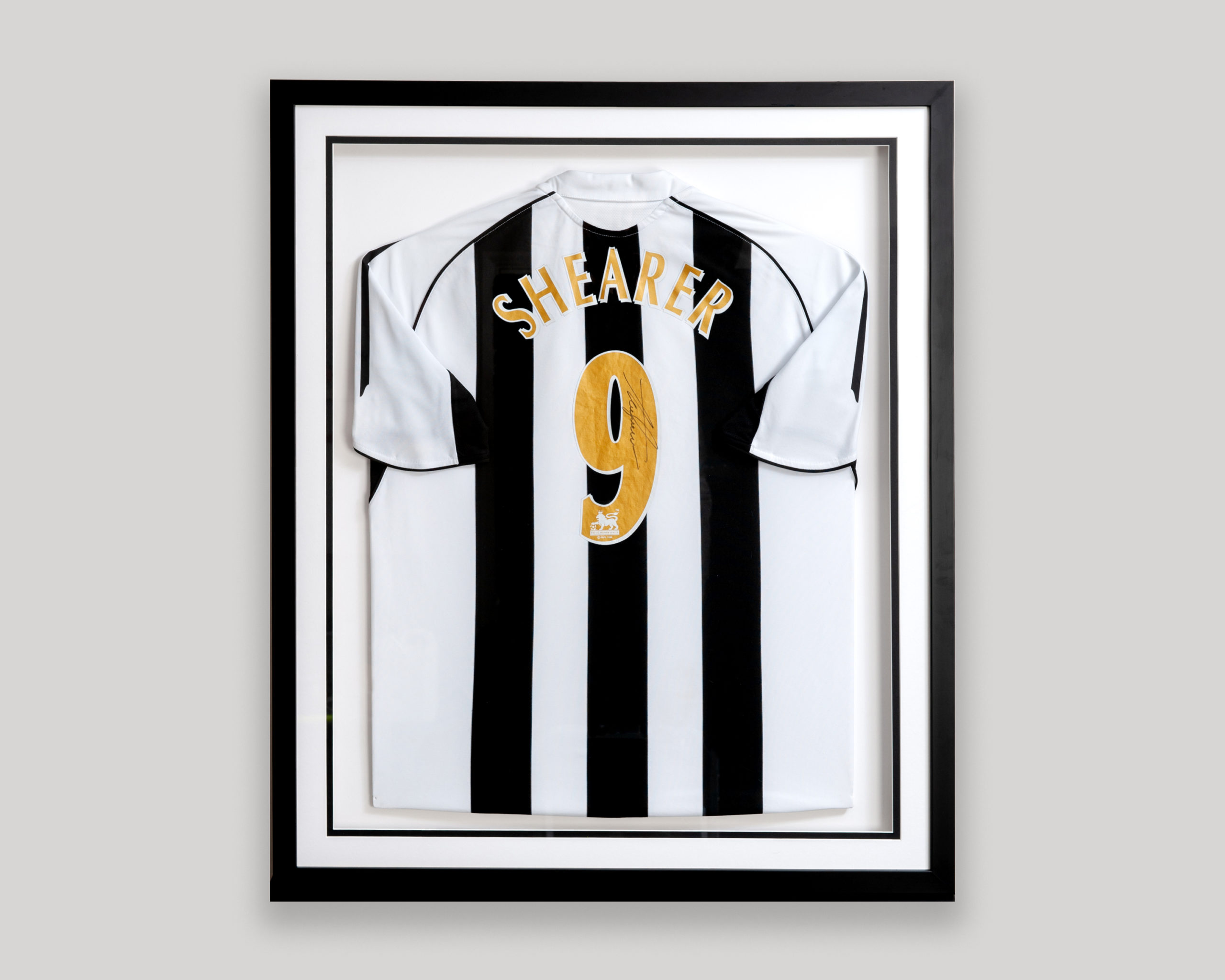 How to Frame Football Shirts