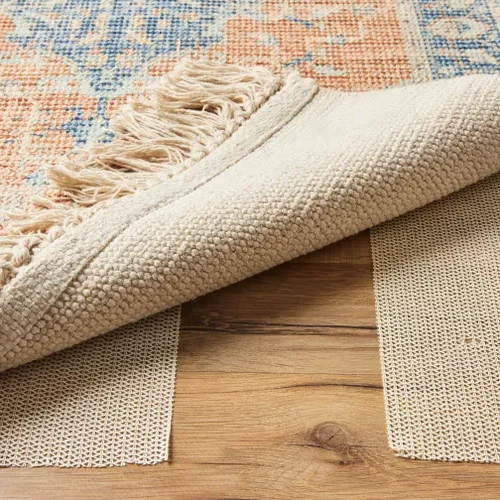 how to stop carpet slipping