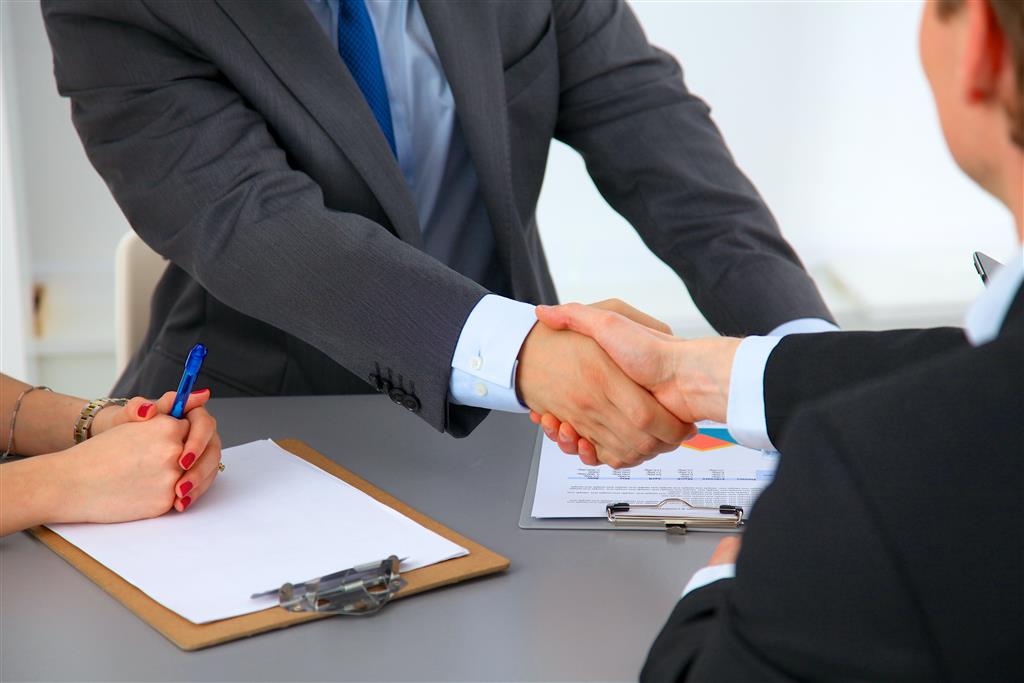 how to become a patent lawyer uk