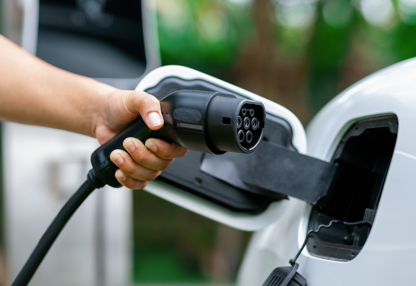 what size cable for electric car charger uk