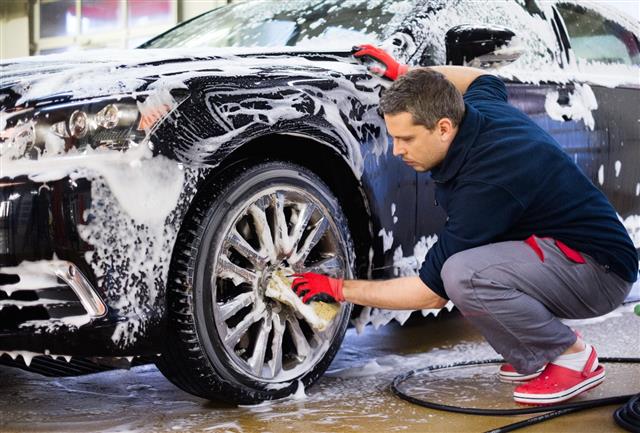 How to Start a Car Wash Business