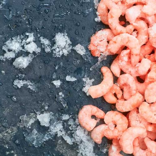 how to defrost prawns quickly